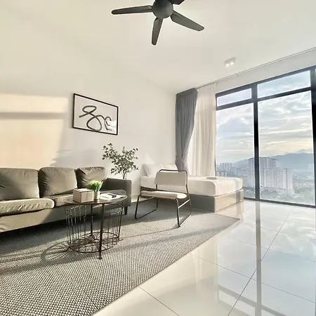 Beacon Executive Suites #Minimalist #Skypool #Georgetown #6Pax #2Br 2Bath #3 Queen #Quality Well Maintained #Private Host Exterior photo