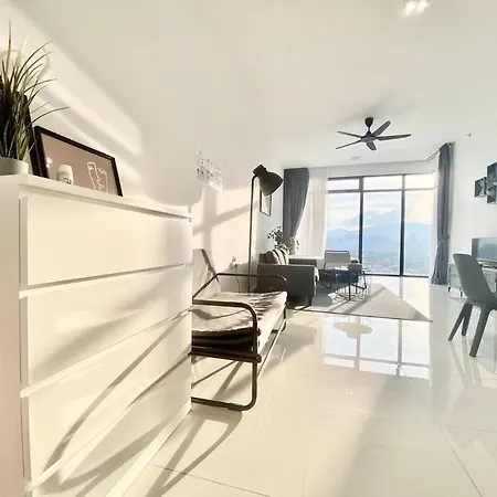 Beacon Executive Suites #Minimalist #Skypool #Georgetown #6Pax #2Br 2Bath #3 Queen #Quality Well Maintained #Private Host Exterior photo
