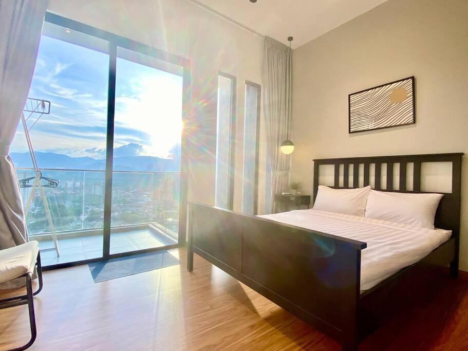 Apartment Beacon Executive #minimalist #skypool #georgetown #6pax #2br 2bath #3 Queen #quality Well Maintained #private Host *