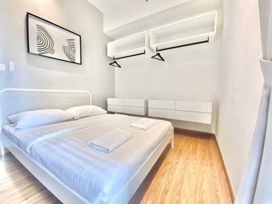 Beacon Executive #minimalist #skypool #georgetown #6pax #2br 2bath #3 Queen #quality Well Maintained #private Host Apartment